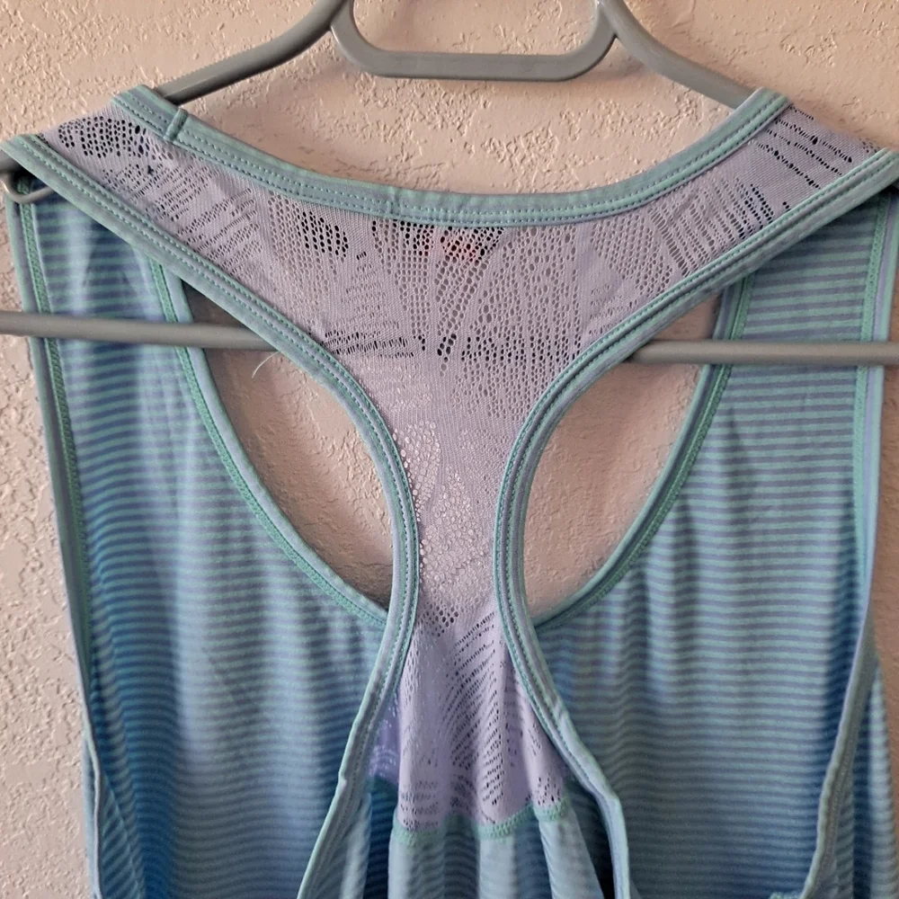 Merrell Blue striped Tank top - Picture 8 of 8
